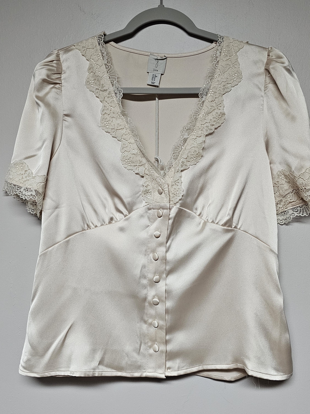 Silky Satin Lace Trim Button Front Top Cream Beige Neutral Size Medium Old Money
